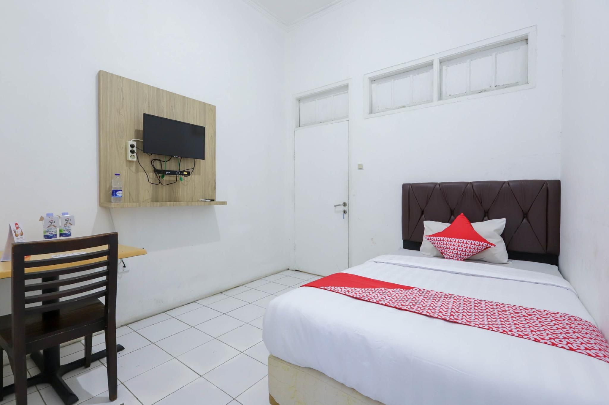 Standard Single Rooms