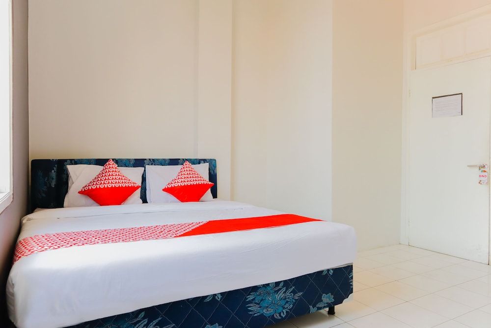 Hotel O Pasar Baru Inn Standard Double Room 3