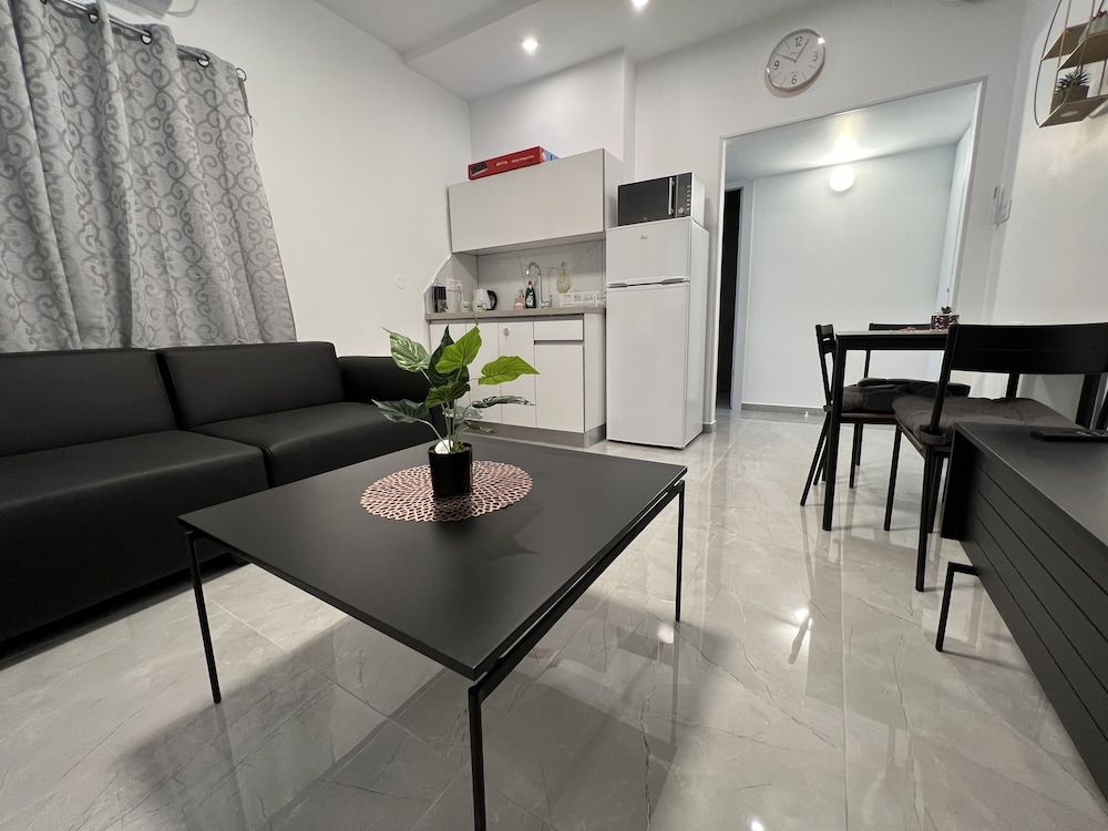 Basic Apartment
