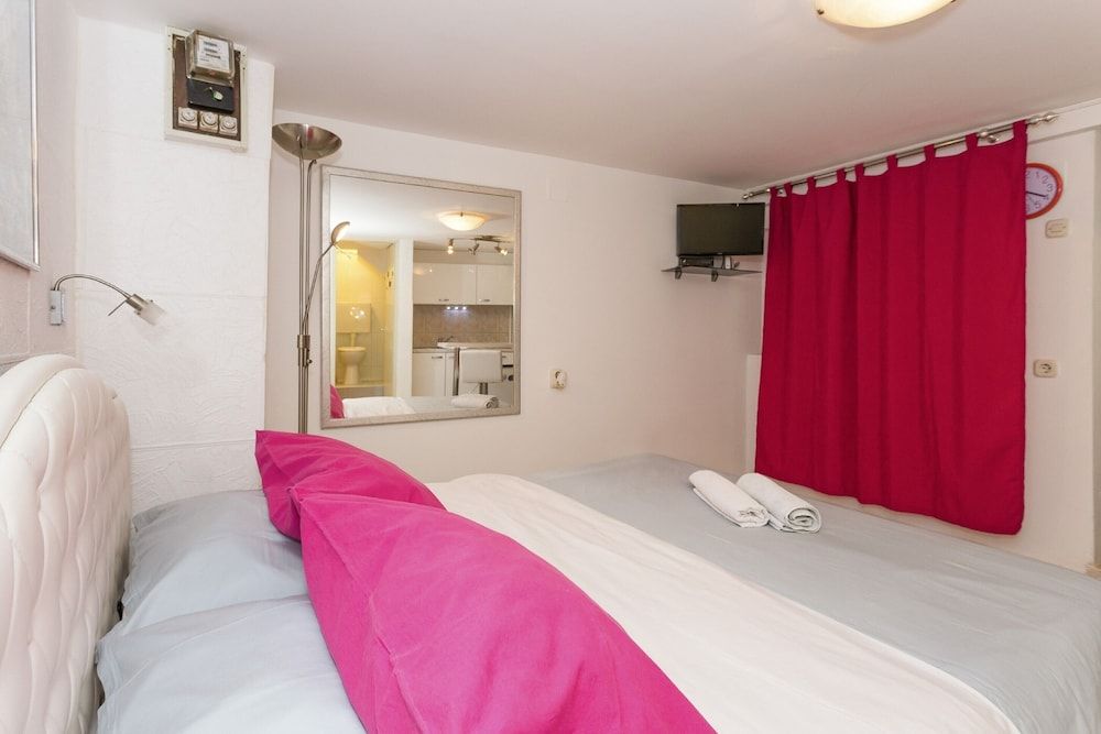 undefined Modern and Practical Studio in the Heart of Split 8