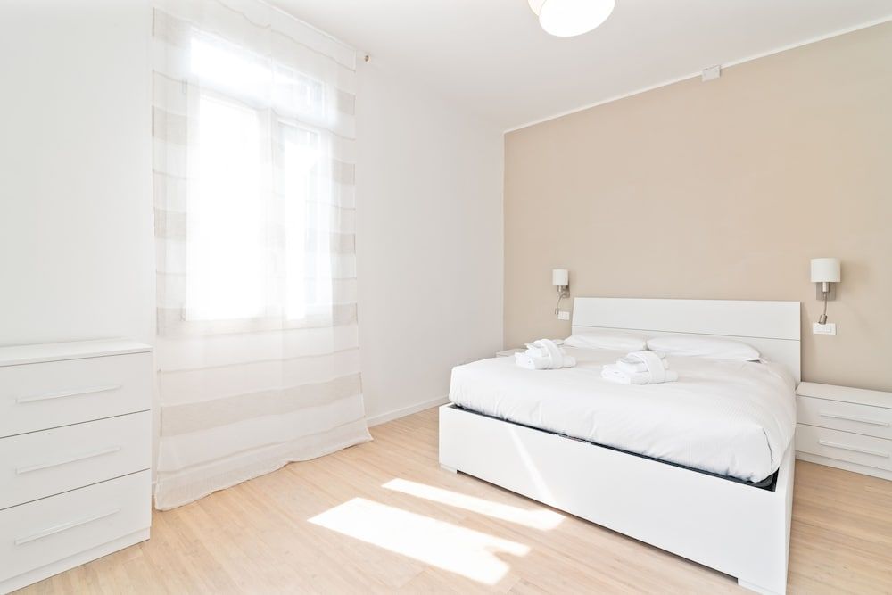 undefined Prato della Valle Roomy Flat 7