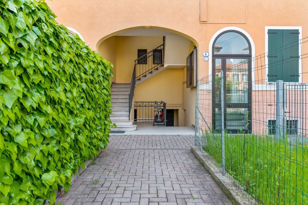 undefined Prato della Valle Roomy Flat 3
