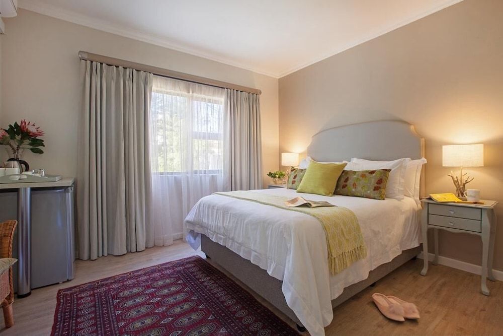 undefined Paperbark Manor 4