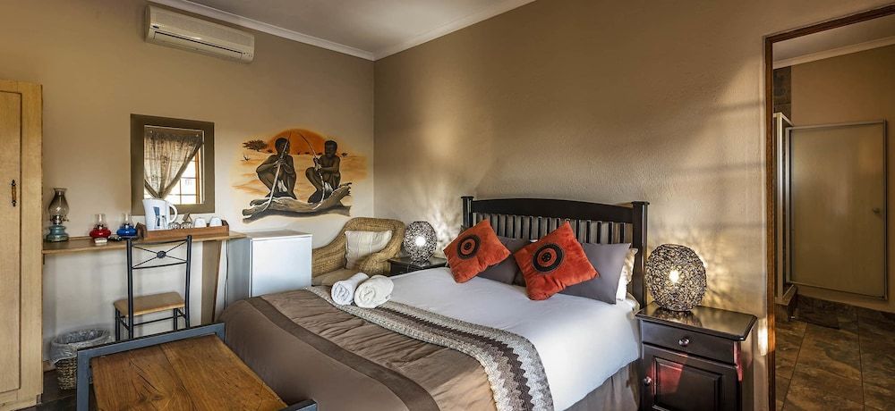Kuruman Hotel Standard Room 2