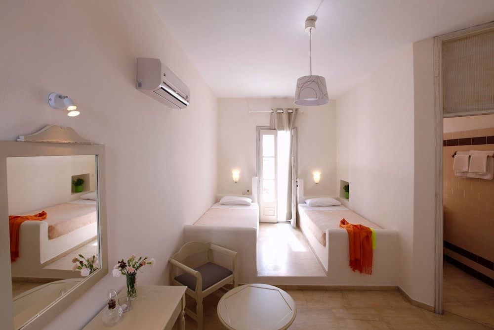 undefined Olia Hotel 3