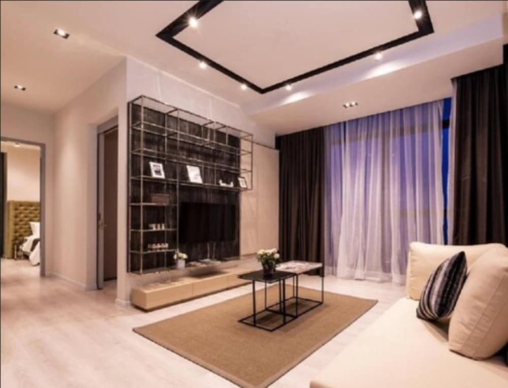 Expressionz Starlight Suites by MyKey Expressionz Suite 4