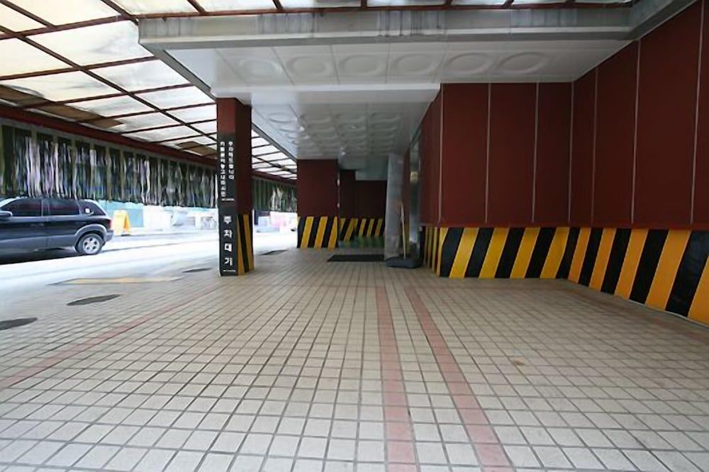 undefined HIT Hotel 3