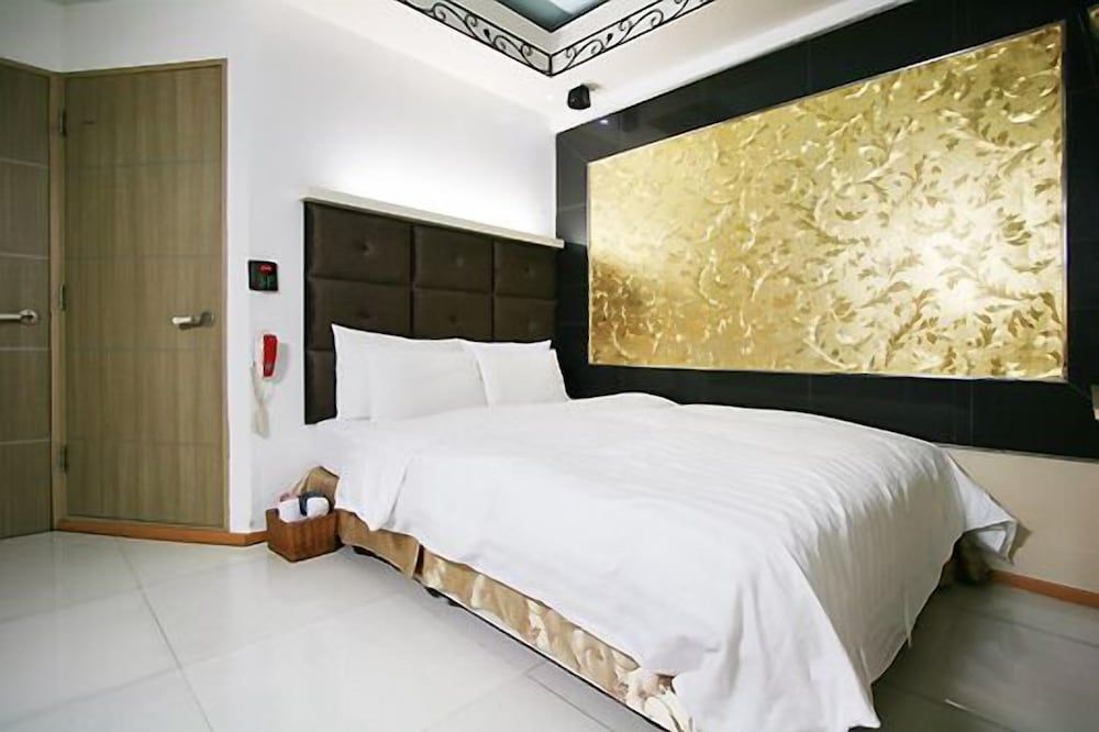 undefined HIT Hotel 9