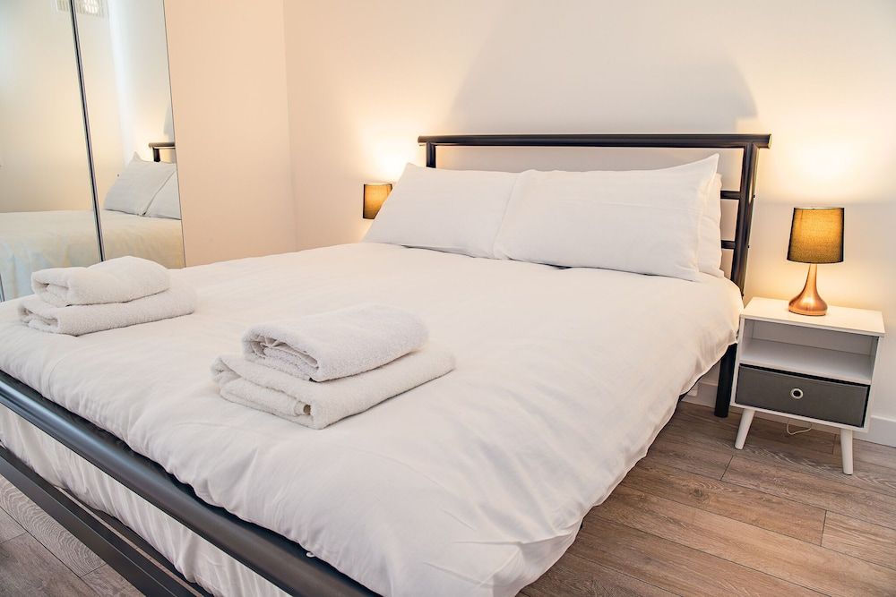 undefined Millburn Apartment 4