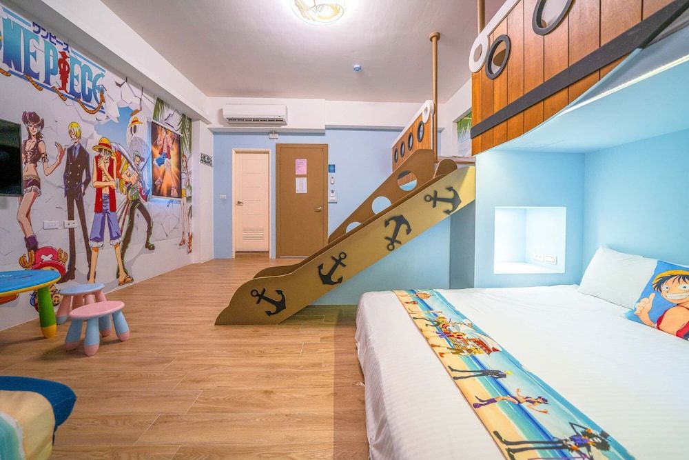 Han Tian Slide Family Room 2