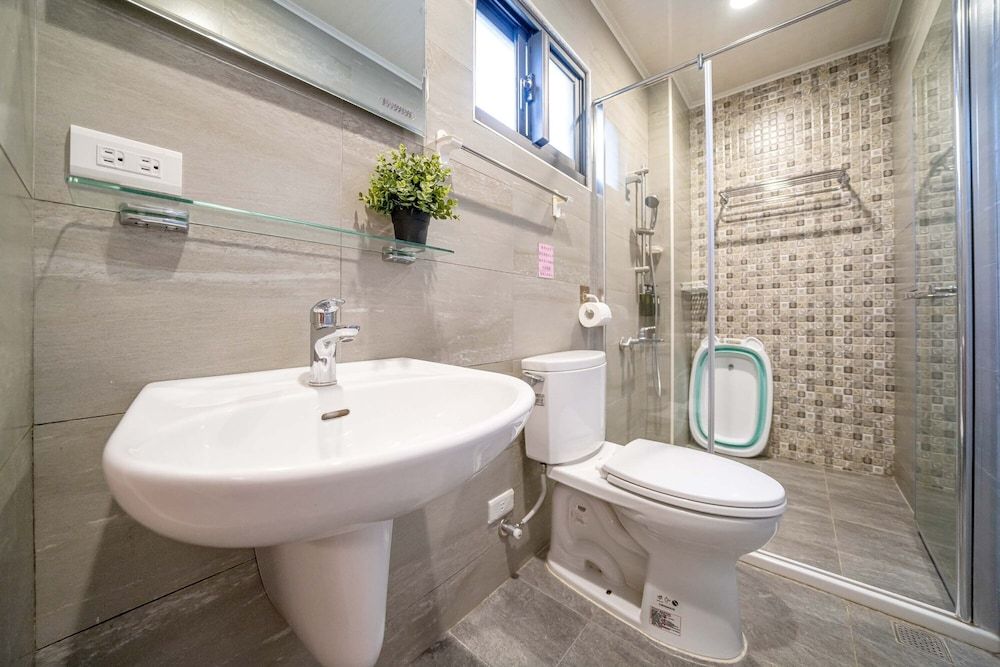 Han Tian Slide Comfort Suite 5