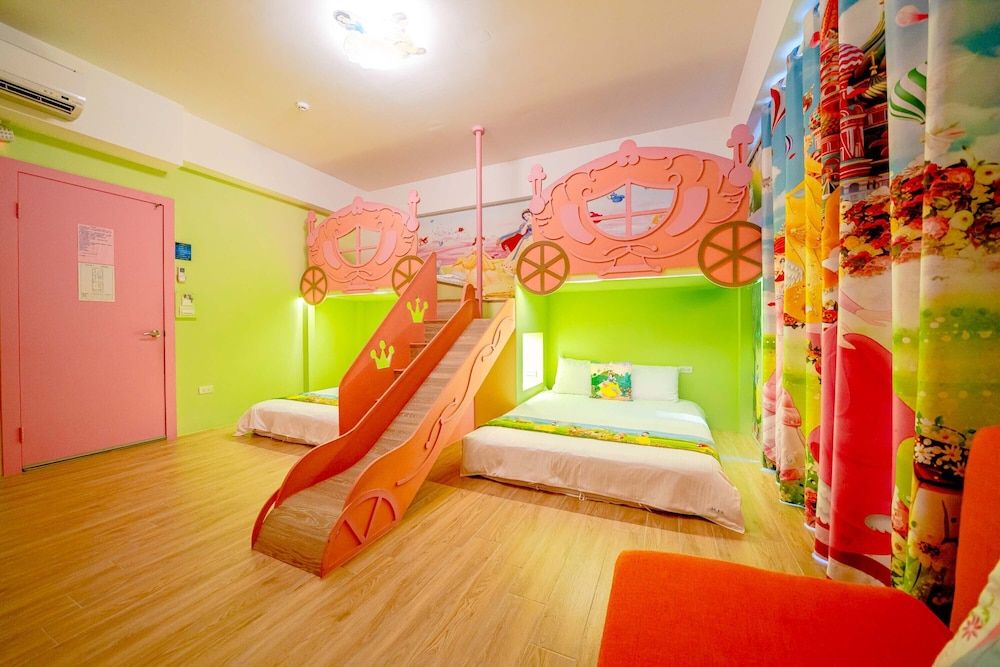 Han Tian Slide Comfort Suite