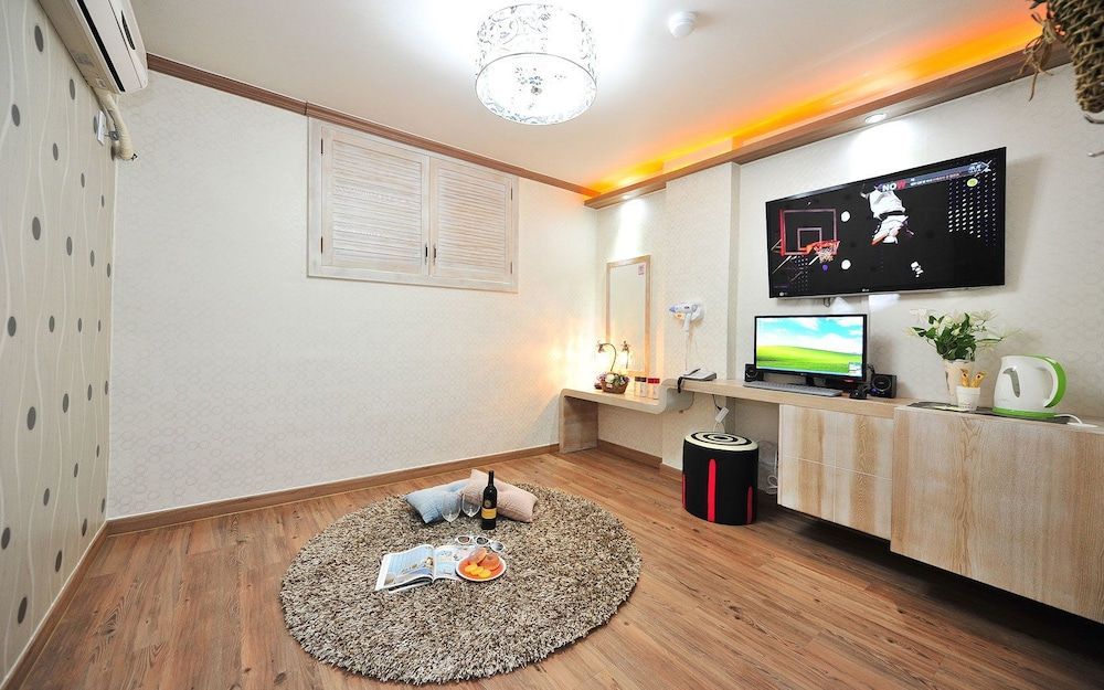 Ost Motel Family Room (3 People) 3