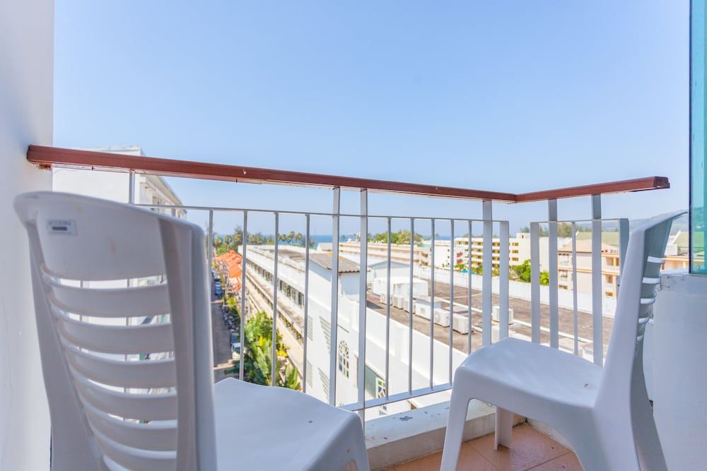 Baumancasa Beach Resort Deluxe Room 8