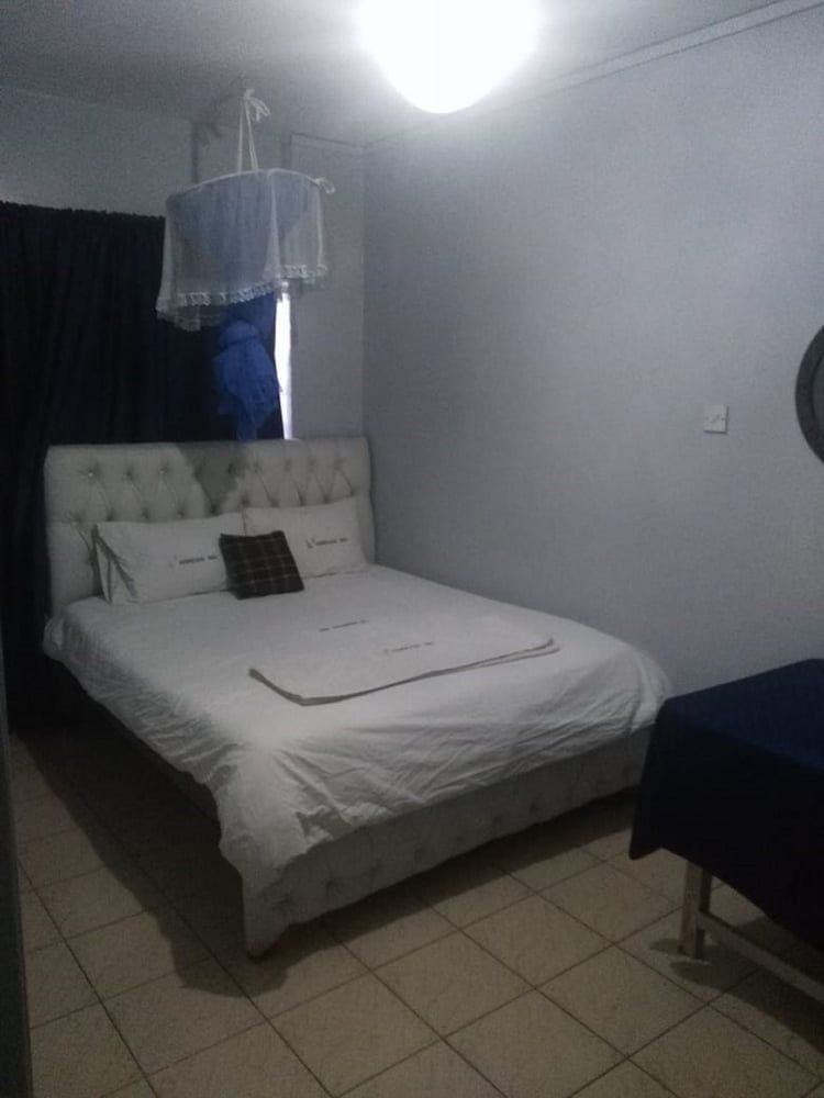 undefined Haridge Inn 6
