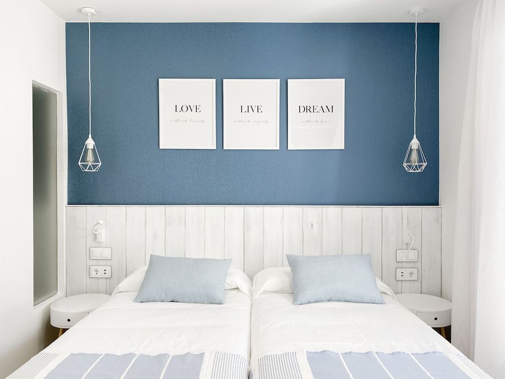 Nerja Casual Rooms Standard Twin Room 2