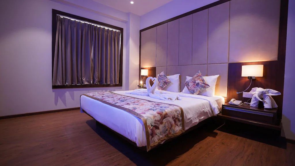 Pride Hotel Bhopal Standard King Room 2