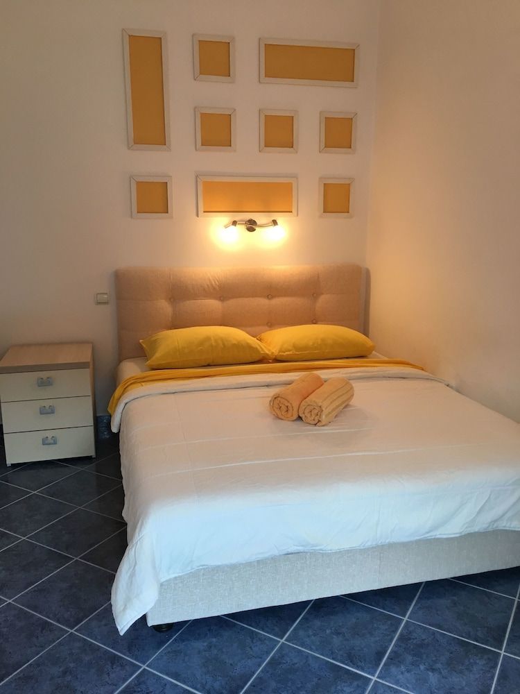 Apartment, 1 Bedroom (Second Floor)