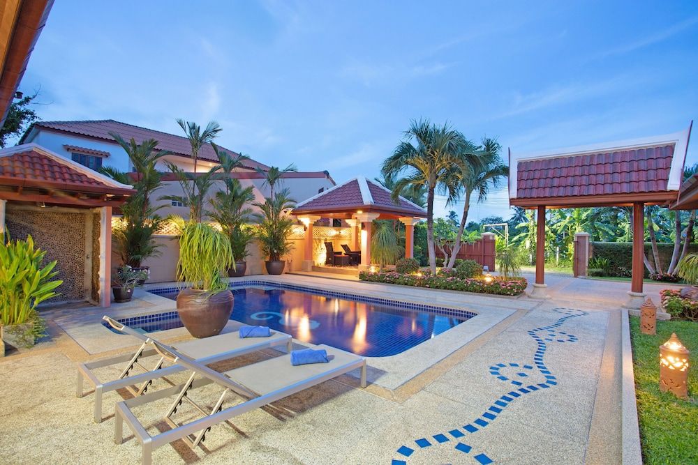 undefined Blissful Villa Felicity with Ample Space 9