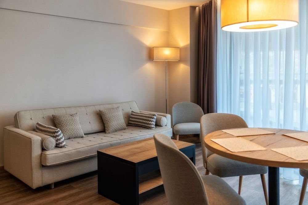 Meta Apartments Deluxe Apartment 6