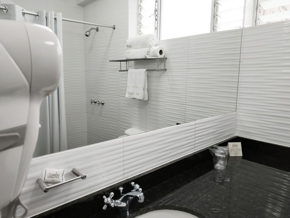 Tambo Dos de Mayo Standard Double Room 5