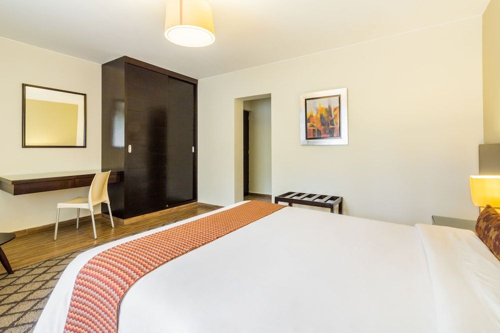 Tambo Dos de Mayo Standard Double Room 4