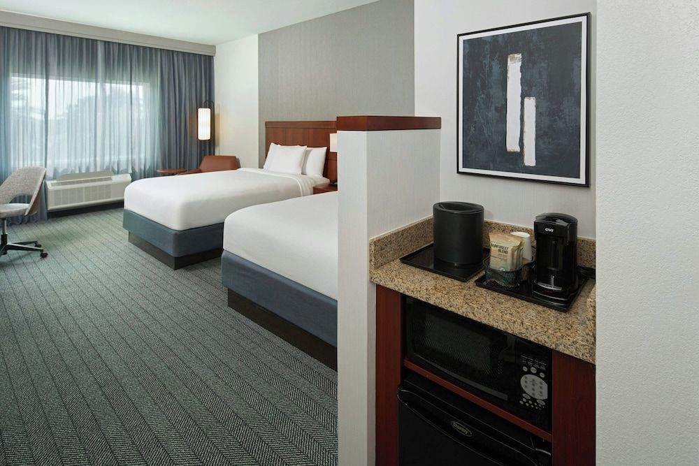 Room, 2 Queen Beds