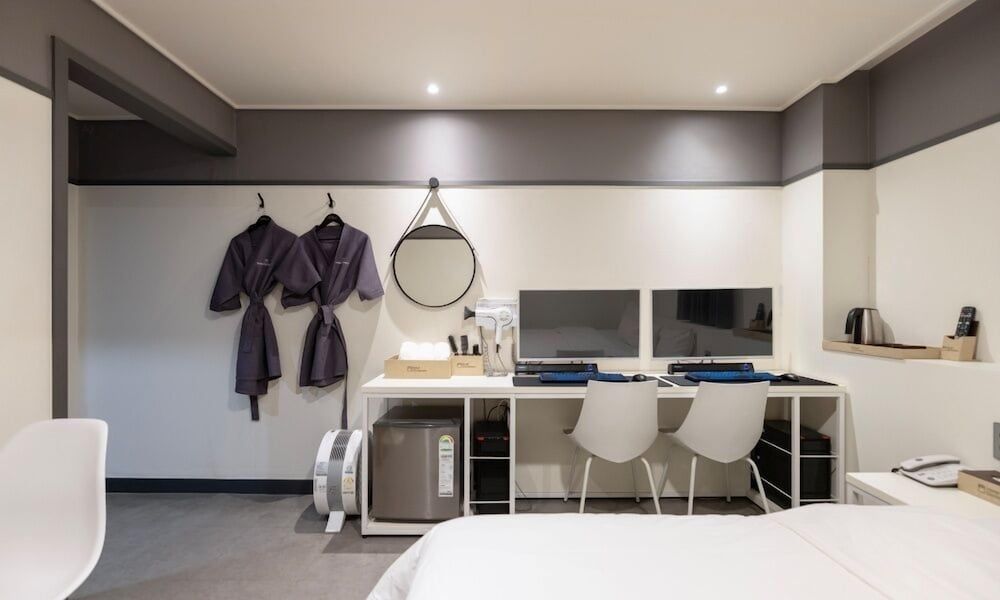 Cheongju Hotel Dictionary Superior Double Room 8