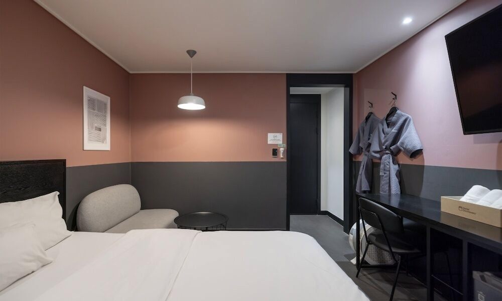 Cheongju Hotel Dictionary Standard Double Room 7