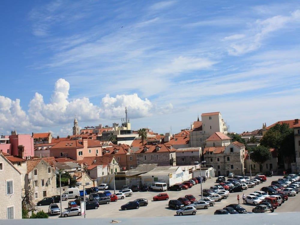 City center loft apartment Lira