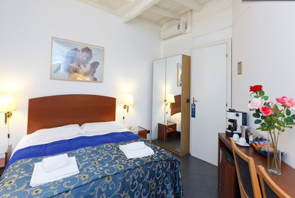 B&B Ventisei Scalini a Trastevere Standard Double or Twin Room 5