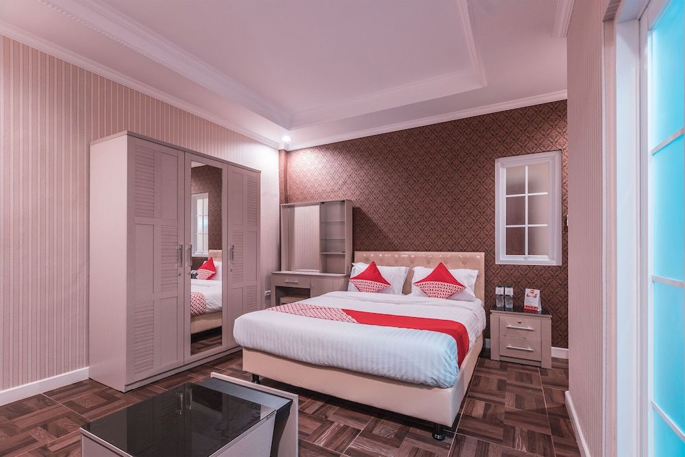 undefined Super OYO Capital O 371 Kwitang Guest House