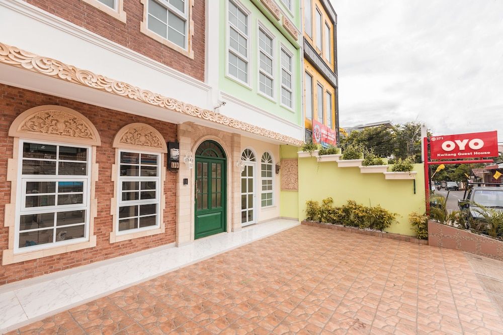 undefined Super OYO Capital O 371 Kwitang Guest House 2