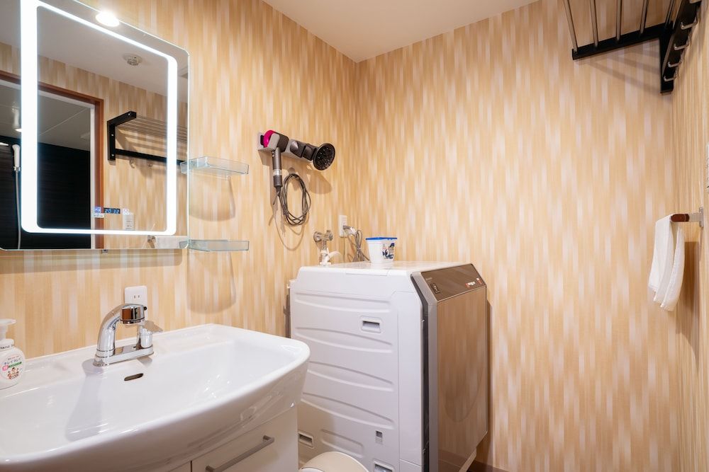 Weskii Hotel Deluxe Family Room, 50%off on the second night of their stay 4