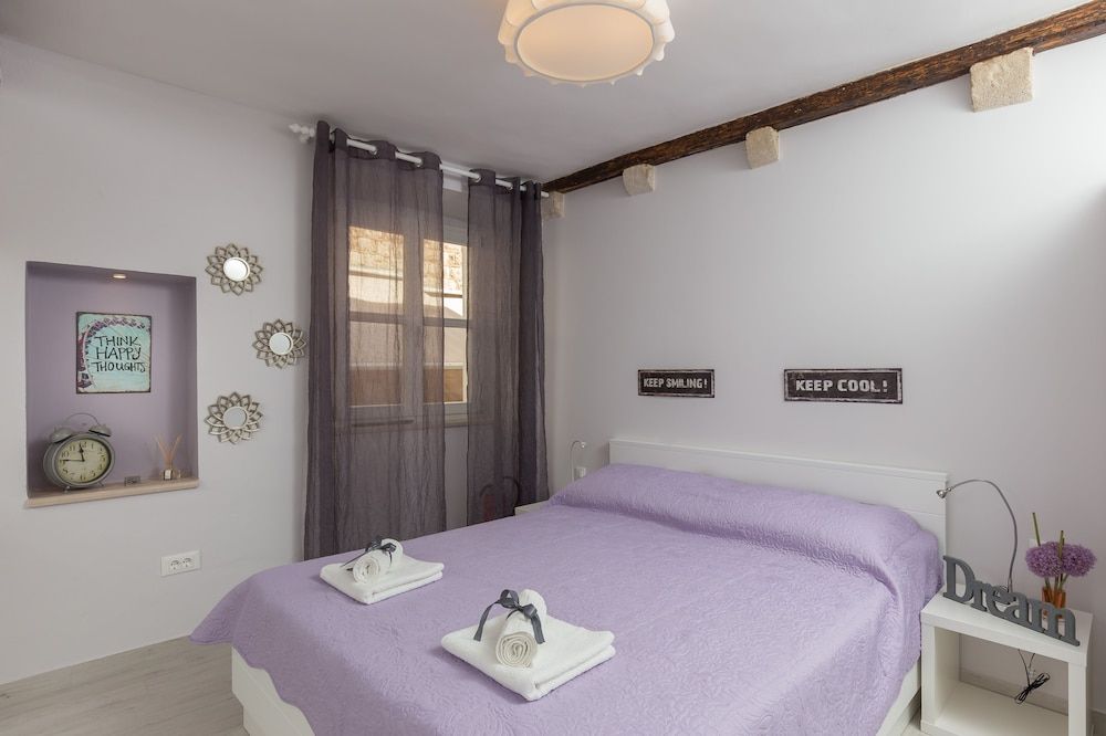 undefined Studio Apartment Lumia 7