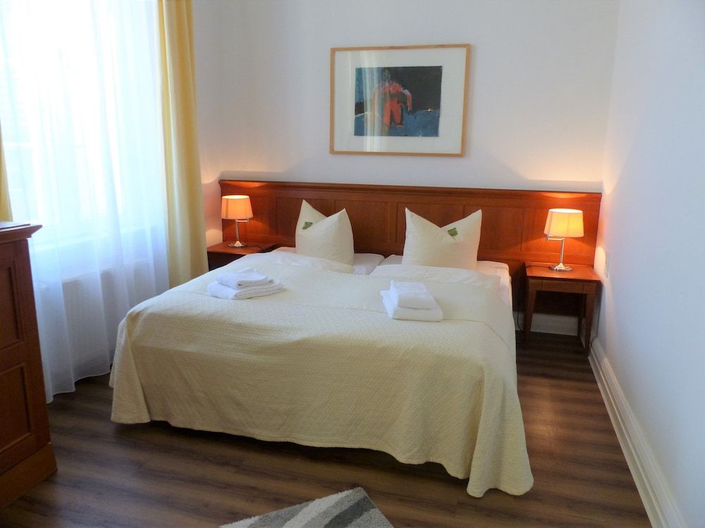 Hotel Vierseithof Luckenwalde Standard Double or Twin Room, Accessible 2