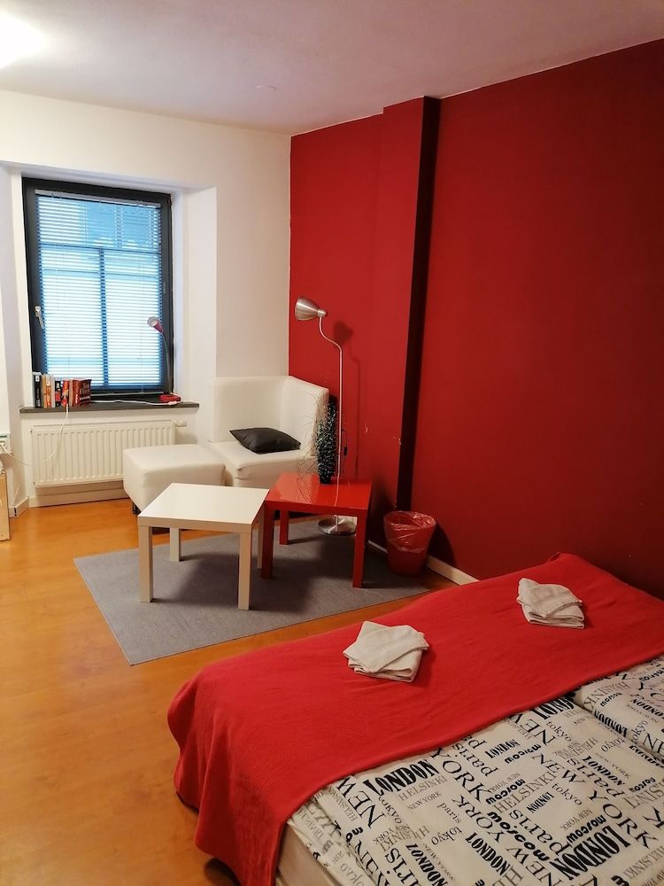 Cukrarna Hostel Double or Twin Room (with shared bathroom) 4