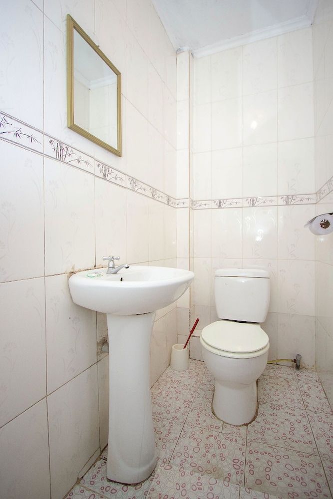 The Stand Leisure Hotel Standard Single Room 25