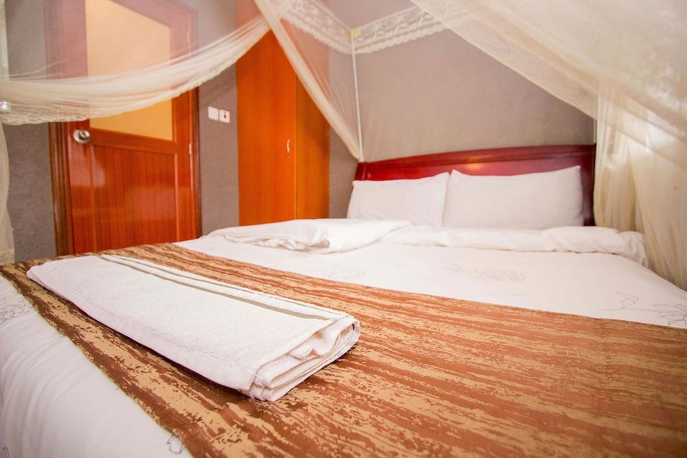 The Stand Leisure Hotel Standard Single Room 3