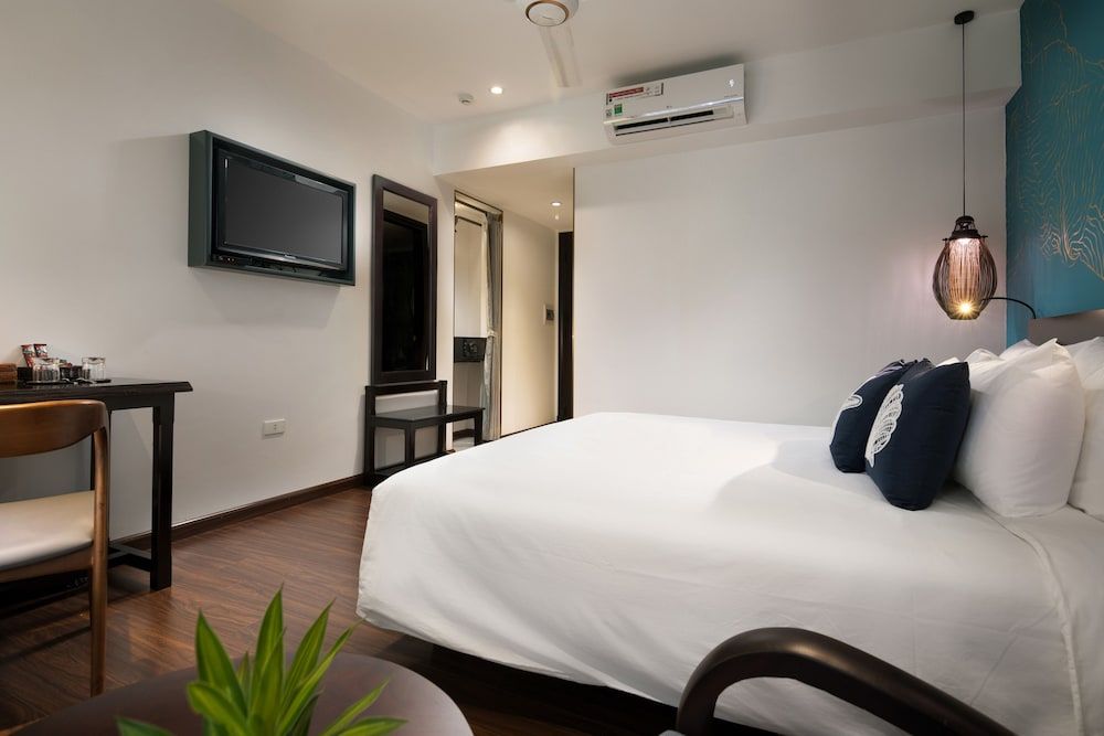 The Blue Alcove Deluxe Double or Twin Room, Balcony 2