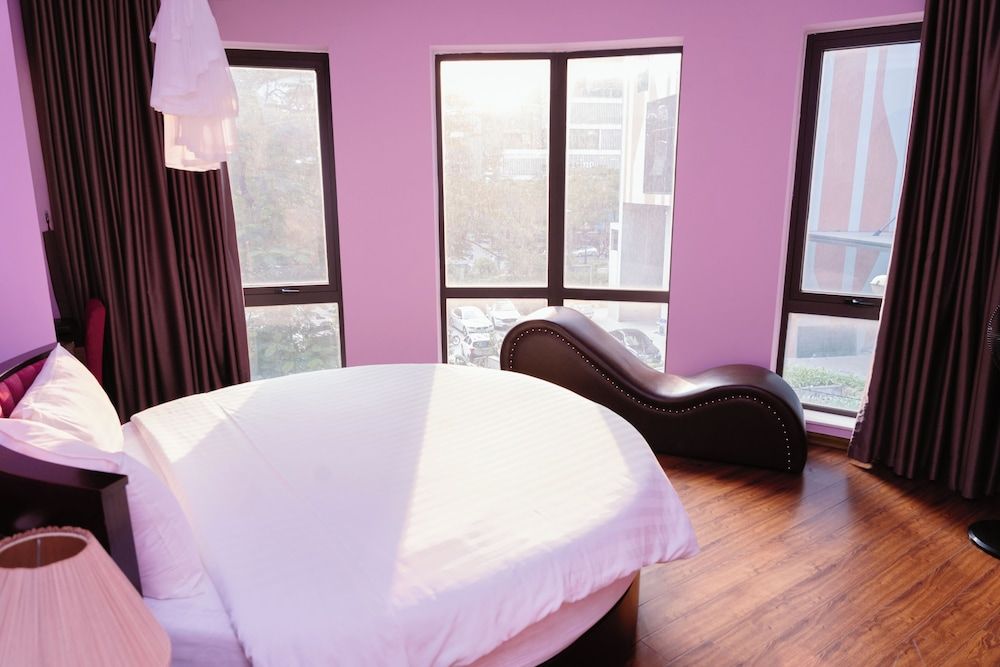 A&D Luxury Hotel Honeymoon Double Room 3