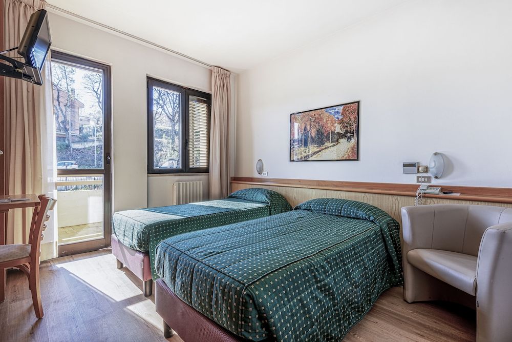 Pennile Double Room 4