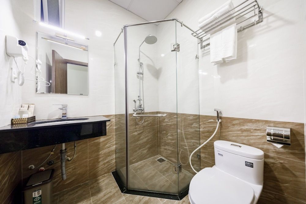 Wisteria Hotel Classic Double Room 5