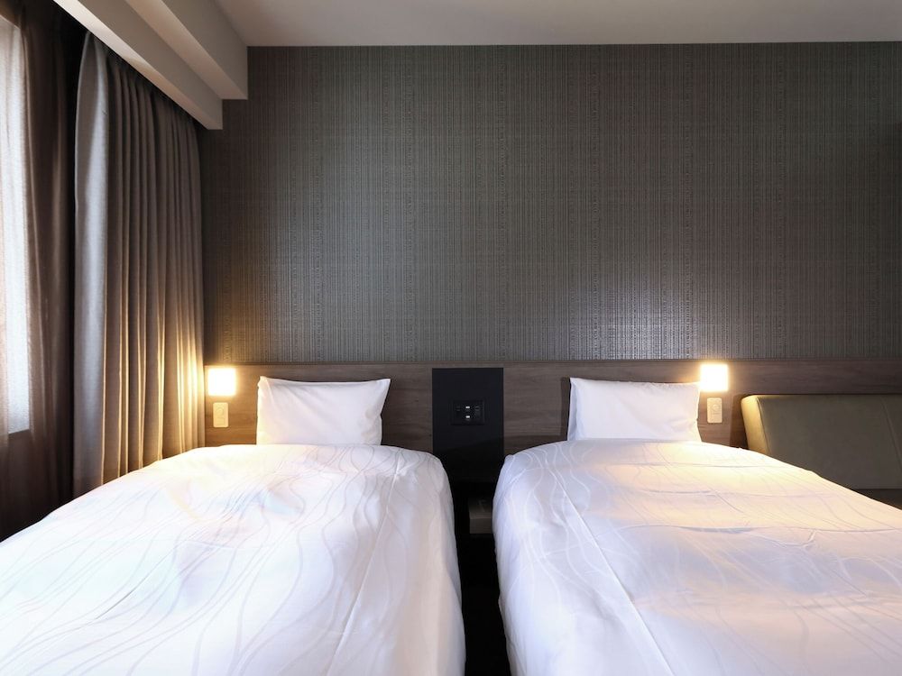 Standard Twin Room, Non Smoking (No Housekeeping)