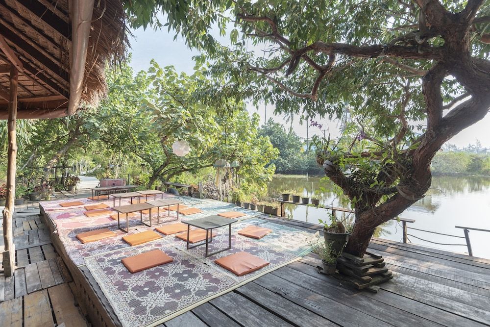 undefined OYO 693 Tree House Cottage 10