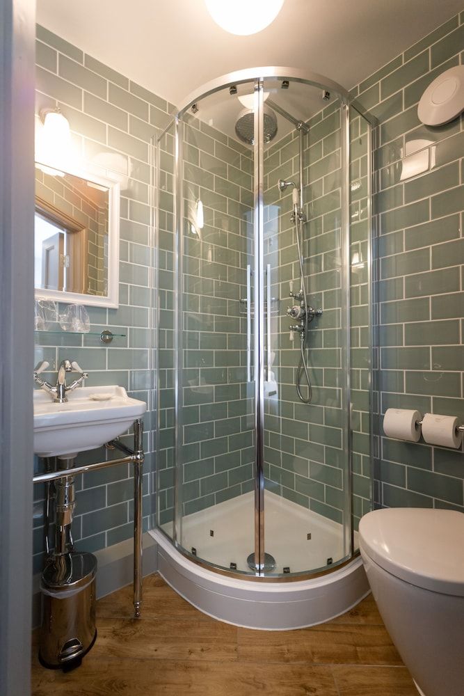 The Horse & Farrier Inn and The Salutation Inn Standard Double Room (The Horse & Farrier) 4