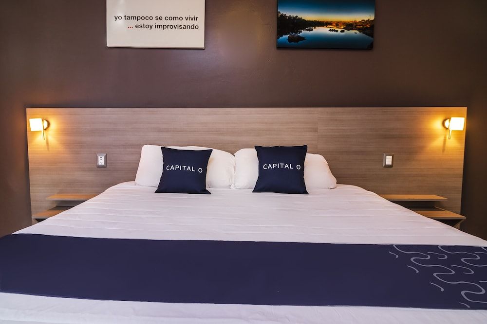 Collection O Hotel Mango,Six Flags Hurricane Harbor Oaxtepec Superior Room 4