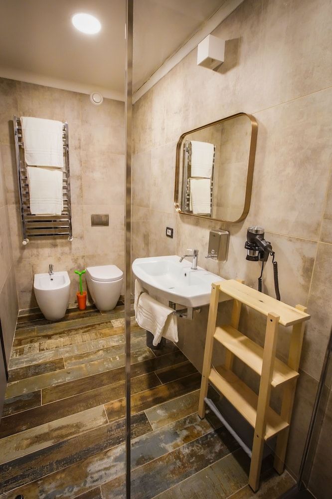 Rosso Cortese Comfort Suite, Ensuite (Suite Junior) 13