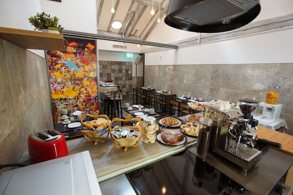 undefined Rosso Cortese 3