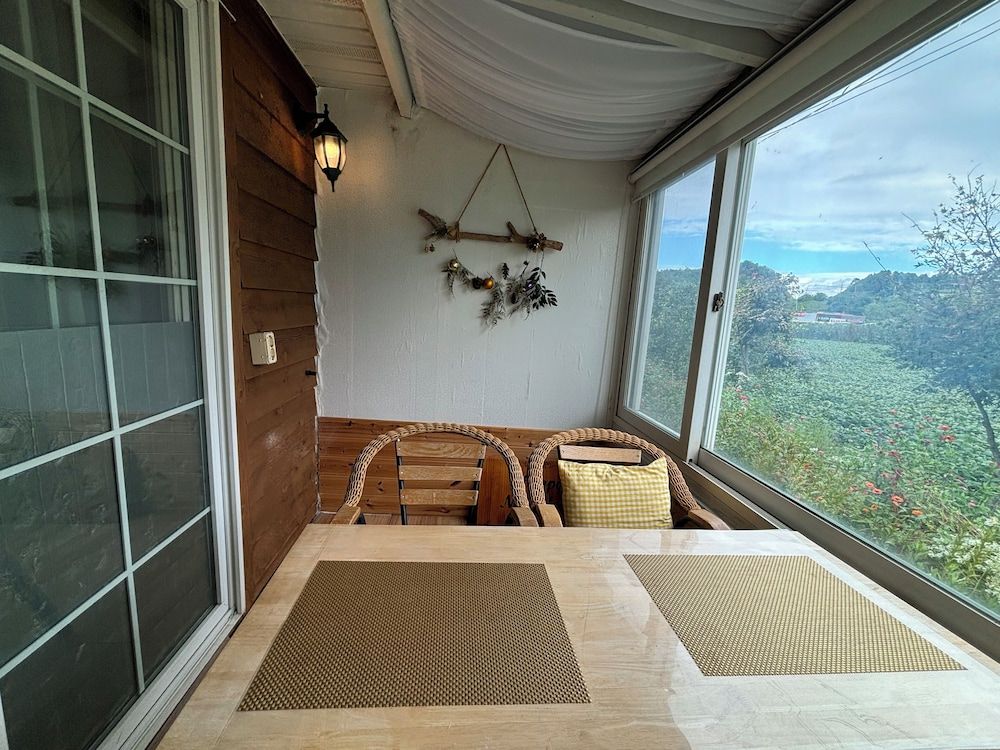 Paju Gamaksan Pension Winter Room 3